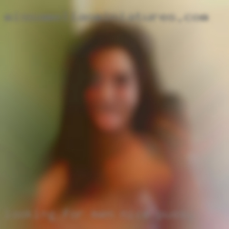 Looking for nice pussy men for friends and fun!